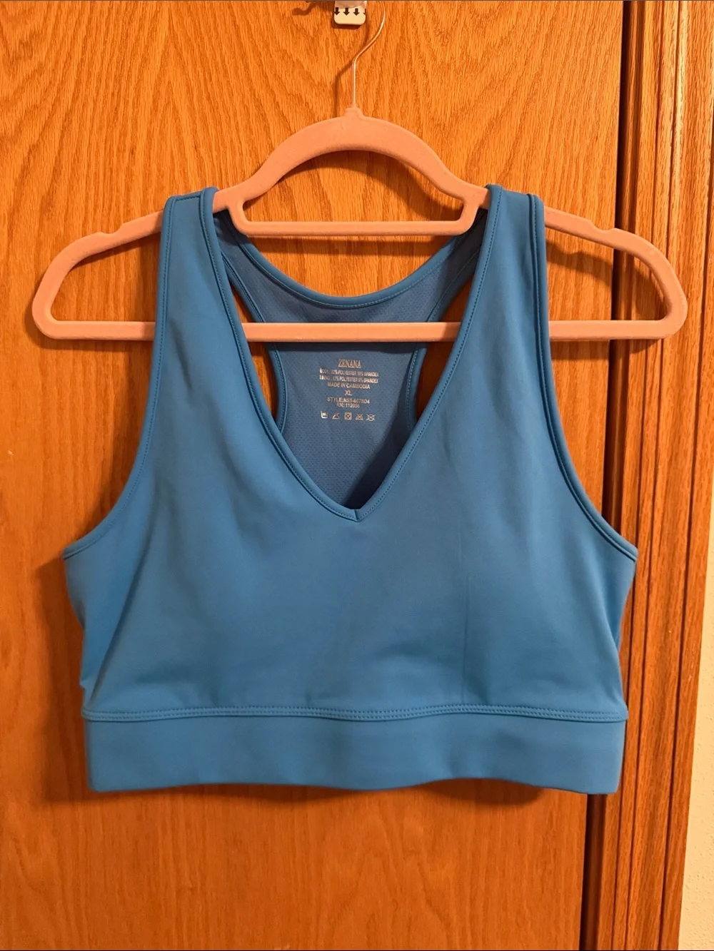 🫶🏼3 for $12!!🫶🏼Zenana Outfitters Blue V-Neck Racerback Sports Bra